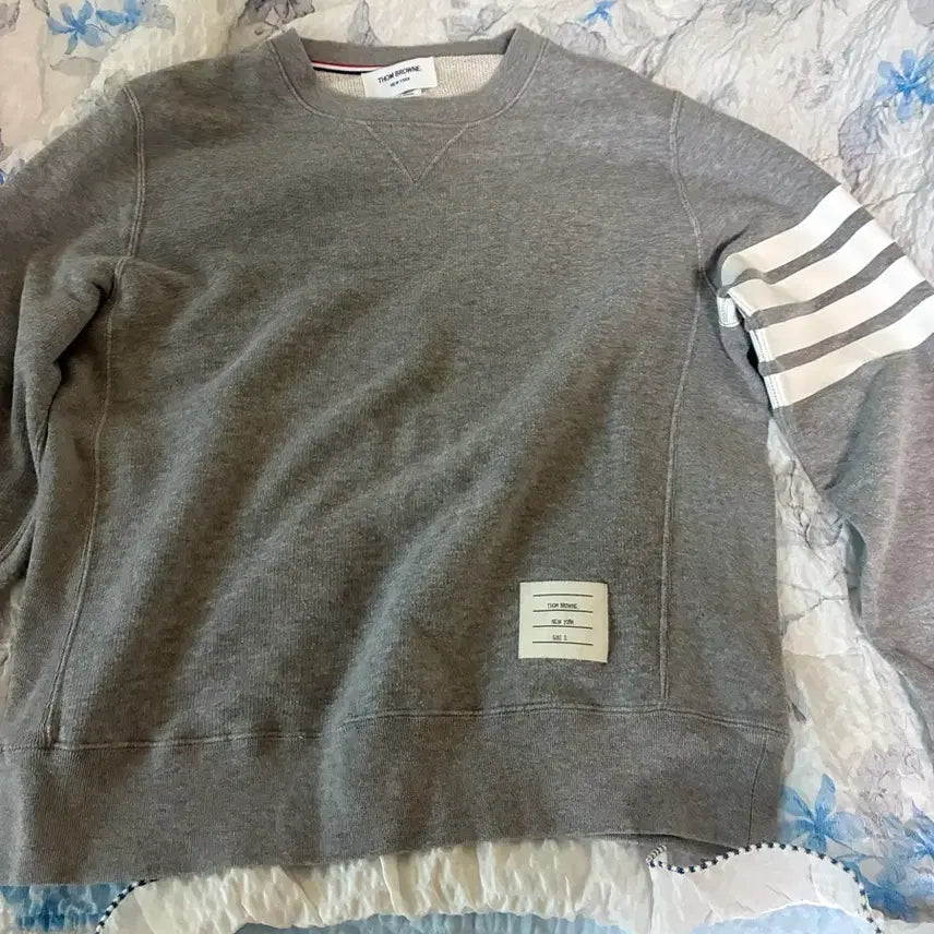 [BUNJANG] Thom Browne 4-Bar Sweatshirt Grey / 정품 톰브라운4선 그레이색상 맨투맨