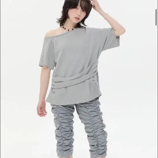 [BUNJANG] Textured Ruched Off Shoulder Short Sleeve Top - Grey / Textured Ruched Off Shoulder Short Sleeve Top 그레이 타입서비스