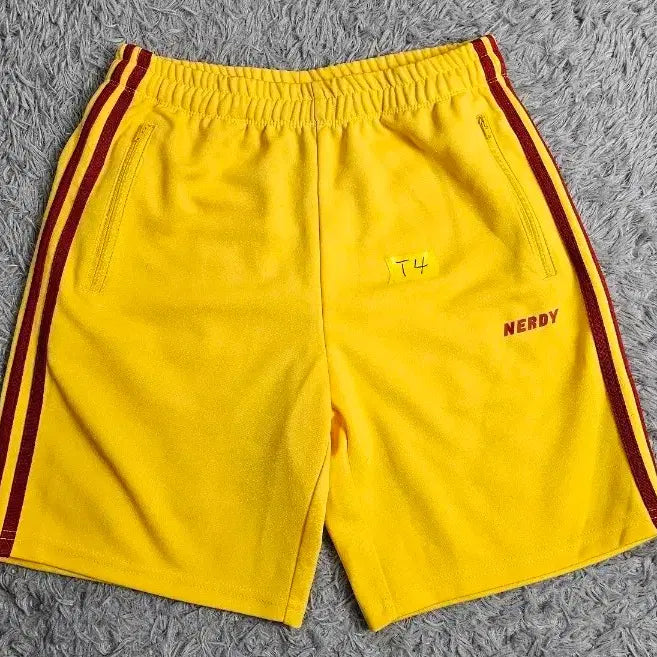 [BUNJANG] NERDY Yellow Training Shorts Size S / NERDY 옐로우 트레이닝 반바지 S