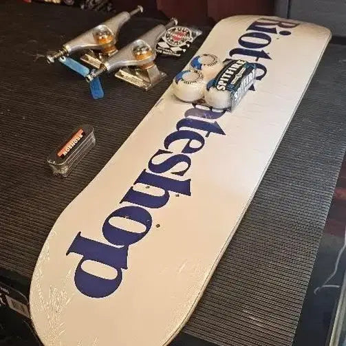 [BUNJANG] Riot Skateboards Complete Skateboard / 라이엇 스케이트보드