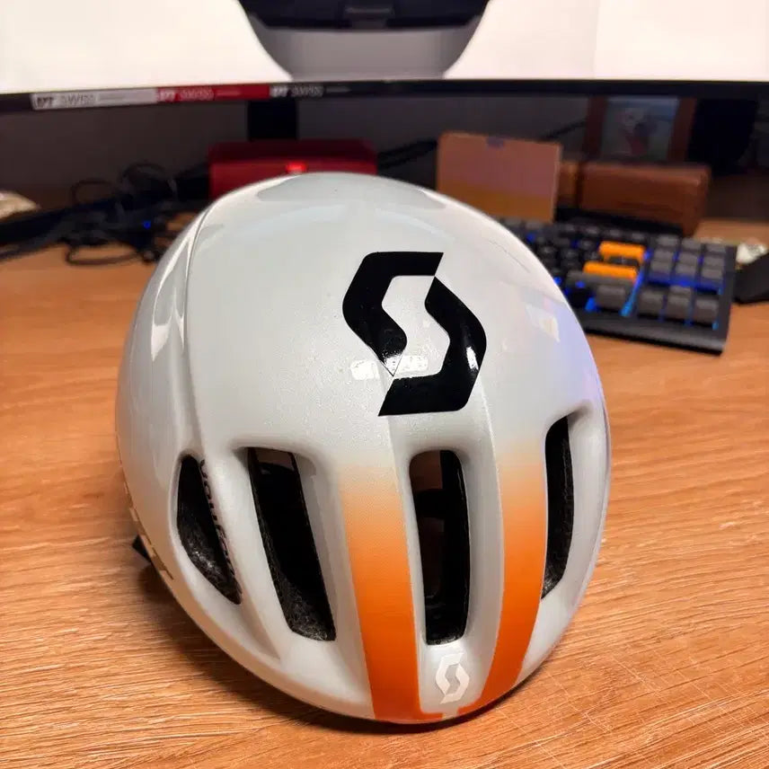 [BUNJANG] Scott Cadence Plus (DSM Pro Team Kit) Helmet - Size S / 스캇 케이던스 플러스 (DSM 프로 팀킷)