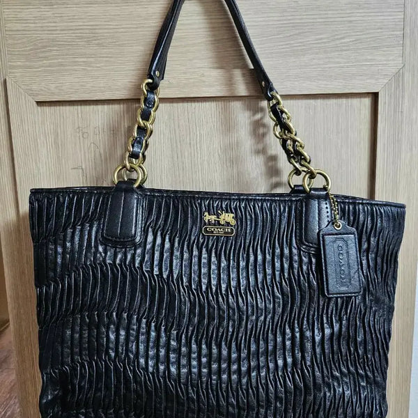 [BUNJANG] Coach Shirring Tote Bag Black / 코치 셔링 토트백 블랙