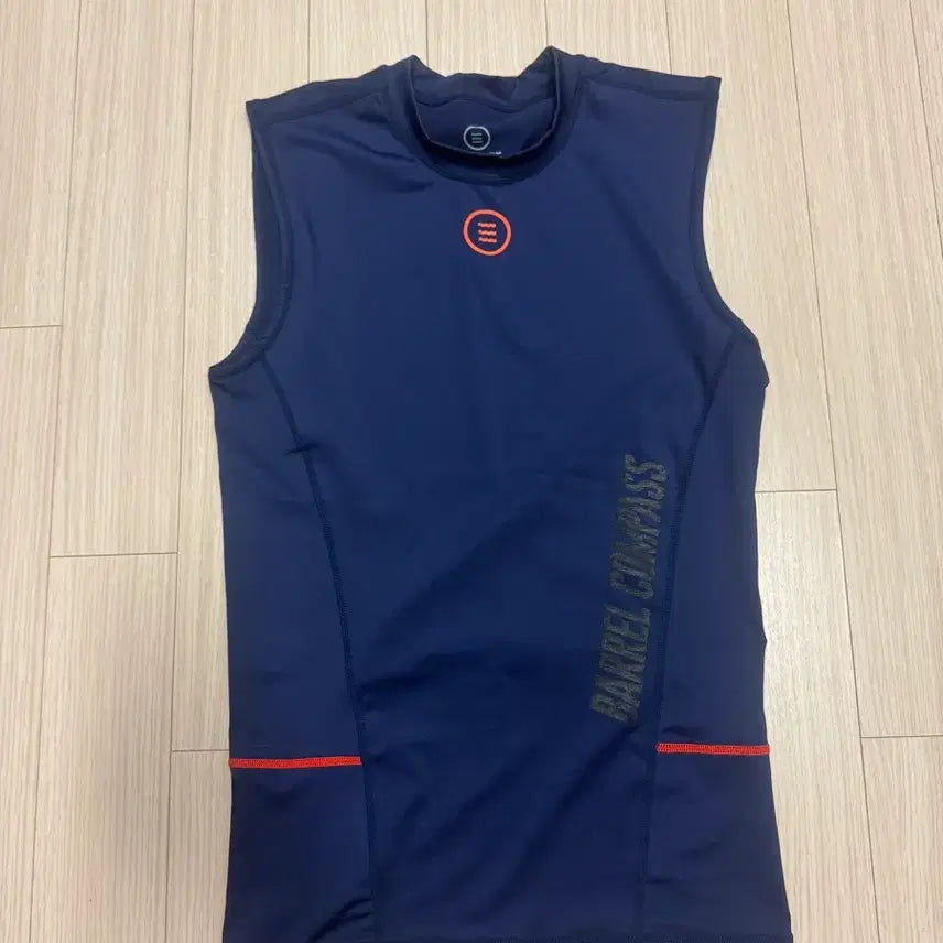 [BUNJANG] Barrel Men's Sleeveless Rashguard Swimwear - L / 배럴 민소매 나시 래쉬가드 남성 수영복 / L