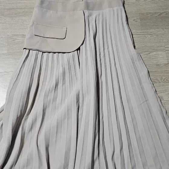 [BUNJANG] Beige Sleeveless Shirt Dress / 베이지색 민소매 셔츠 원피스