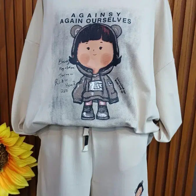 [BUNJANG] Character Sweatshirt and Shorts Set / 맨투맨 반바지세트