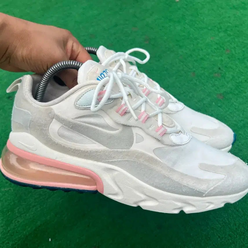 [BUNJANG] Nike React 270 White Sneakers 255mm / 나이키 리액트 270 화이트 운동화 255mm