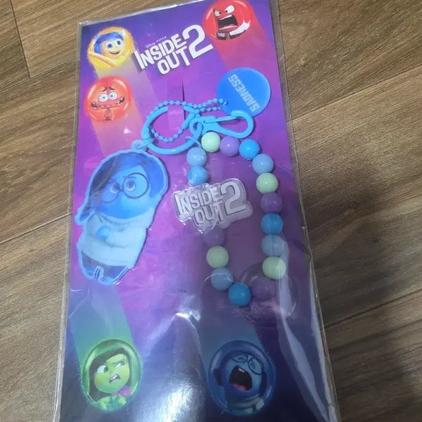 [BUNJANG] Inside Out 2 Sadness Beaded Keychain & Stickers / 인사이드아웃2 구슬키링 슬픔이, 인사이드아웃2 스티커 판매합니다