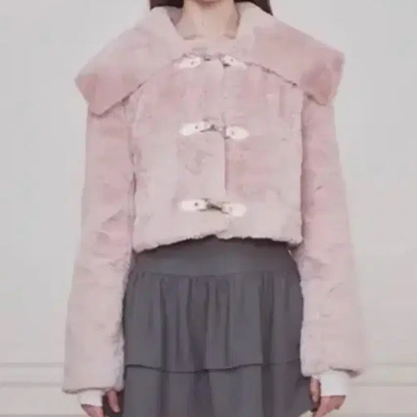 [BUNJANG] Not Your Roses Bebe Sailor Faux Fur Jacket Pink / 낫유어로즈 베베 세일러 퍼 자켓 핑크