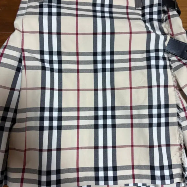 [BUNJANG] Burberry Check Mini Skirt / 버버리 체크스커트