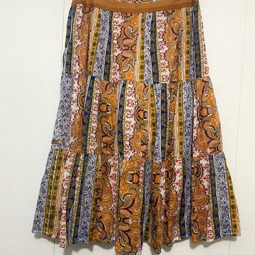 [BUNJANG] Thursday Island Paisley Pattern Midi Skirt / 써스데이아일랜드 페이즐리 패턴 미디 스커트