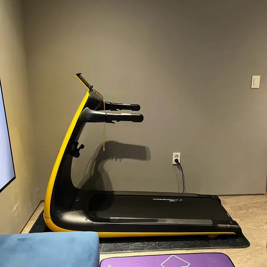 [BUNJANG] iRunner Folding Treadmill - Yellow / 아이러너 런닝머신 판매합니다