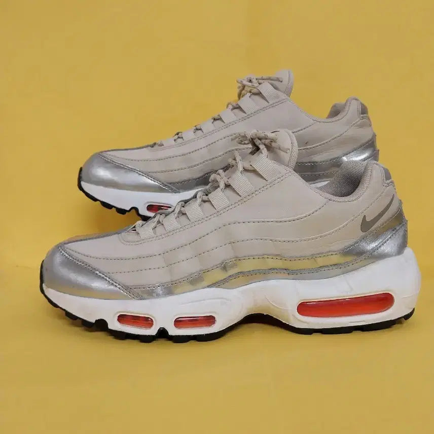 [BUNJANG] Nike Air Max 95 SE 3M Men's Sneakers (260mm) / 남성 나이키 운동화 (260)