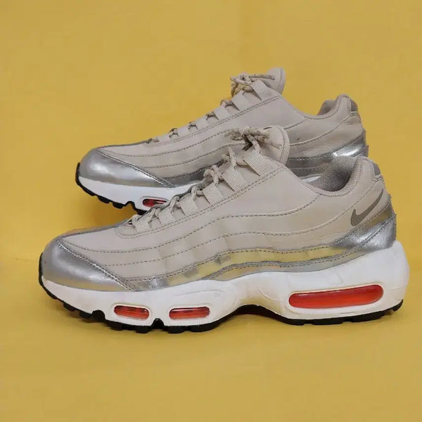 [BUNJANG] Nike Air Max 95 SE 3M Men's Sneakers (260mm) / 남성 나이키 운동화 (260)