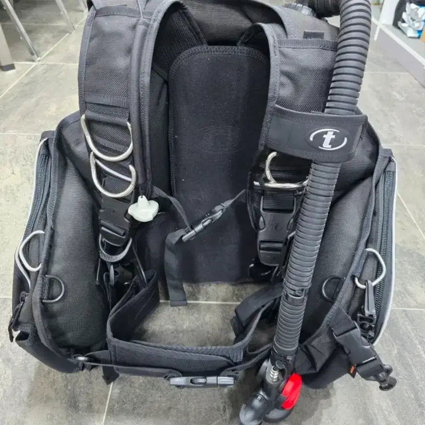 [BUNJANG] Scuba Gear Buoyancy Control Device SM Size with Air2 / (스쿠버) 투사 부력조절기 SM사이즈ㅡair2 장착