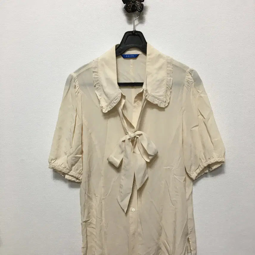 [BUNJANG] KIIZ Rayon + Silk Short Sleeve Blouse / 키이스 레이온+실크 반팔 블라우스