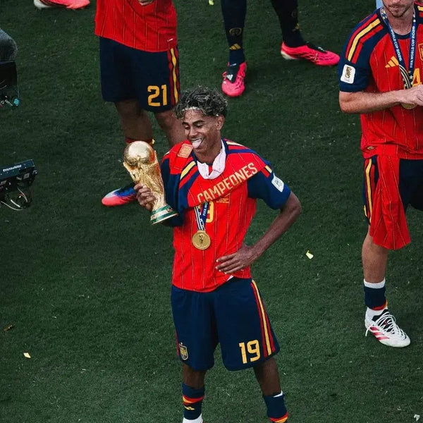 [BUNJANG] Spain 2026 World Cup Authentic Player Issue Jersey (Men's M / Yamal Size) / 2026 월드컵 우승 시즌 스페인 어센틱(=선수 동일) 유니폼 (해외판 M / 야말 사이즈)