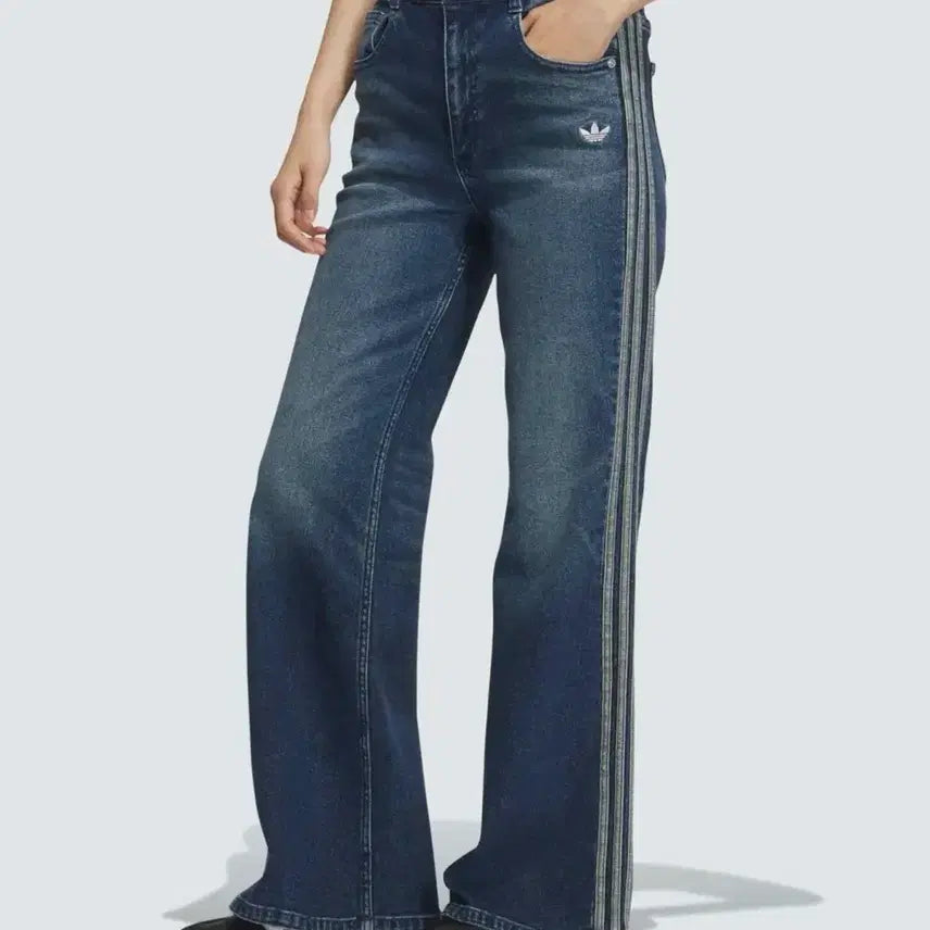 [BUNJANG] Adidas Washed Flare Pants Mid-Blue Denim 28 / 아디다스 워시드 플레어 팬츠 - 미드블루데님 28