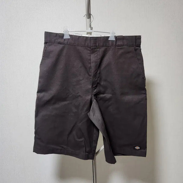 [BUNJANG] Dickies Loose Fit Bermuda Pants Brown 38 / 디키즈 루즈핏 버뮤다팬츠 브라운 38