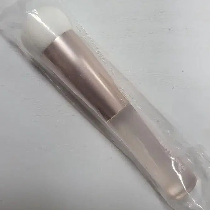 [BUNJANG] Lilybyred Cream Blusher Brush / 릴리바이레드 블러셔 브러쉬
