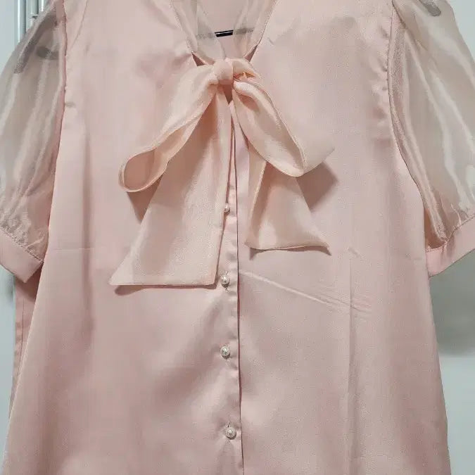 [BUNJANG] Ribbon Blouse with Pearl Button Detail / 리본 블라우스 핑크 진주 단추 포인트