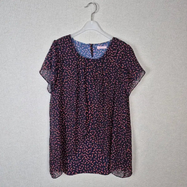 [BUNJANG] Olivia Hasler Pattern Blouse / (#100)올리비아하슬러 패턴 블라우스