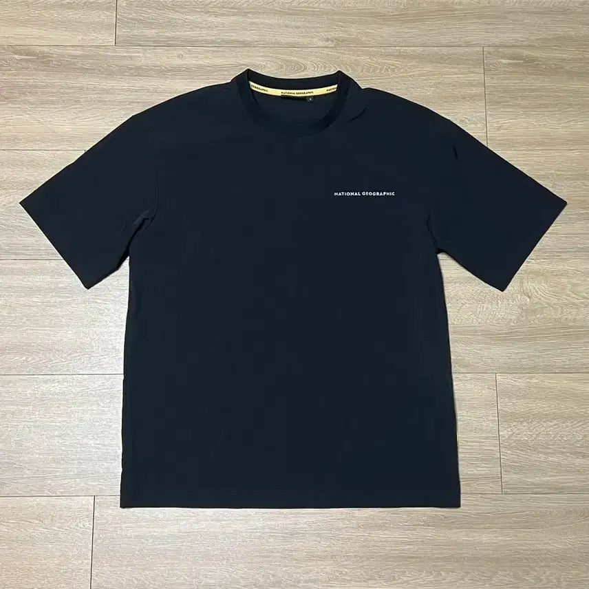 [BUNJANG] National Geographic Woven Short Sleeve T-Shirt / 내셔널지오그래픽 우븐 반팔티셔츠