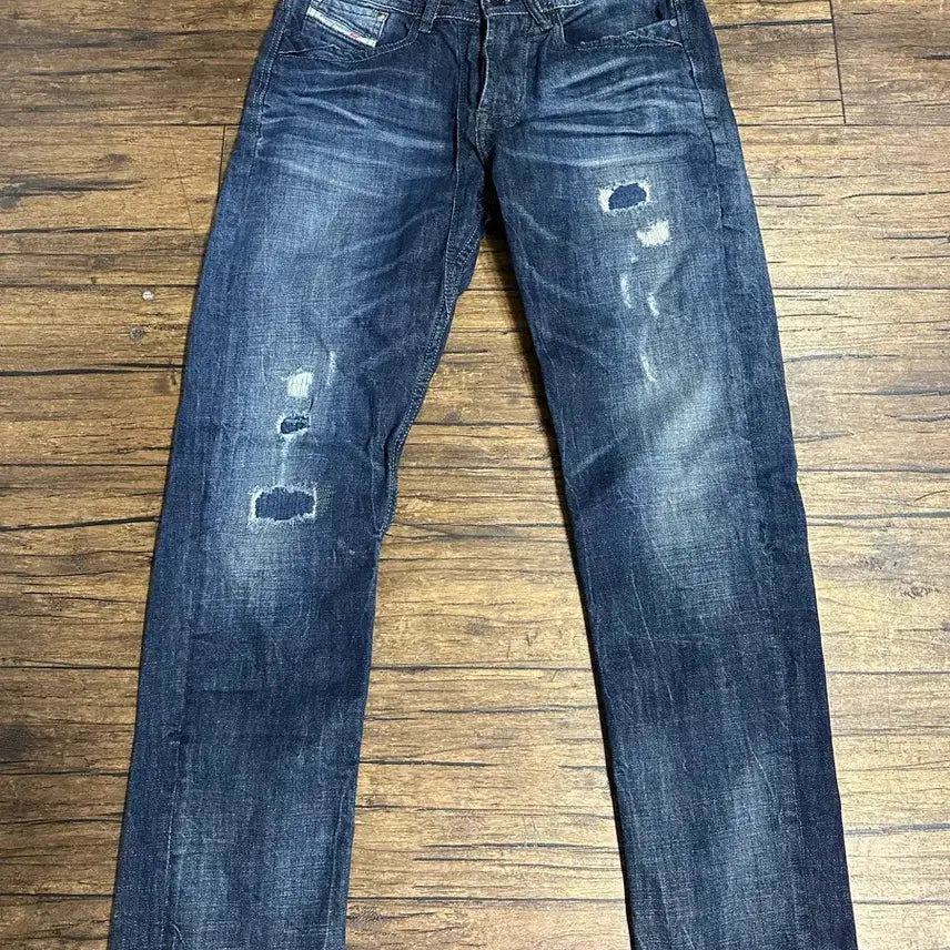 [BUNJANG] Diesel Larkee 0888F Button Fly Denim Pants W32 L32 / 디젤 LARKEE 0888F 이탈리아제 버튼플라이 데님 팬츠 W32 L32