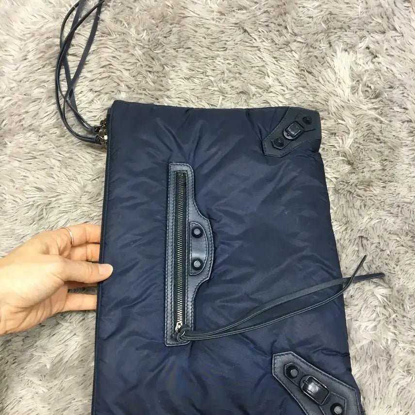 [BUNJANG] Balenciaga Classic City Nylon Clutch Bag / 발렌시아가 클래식 시티 나일론 클러치백 가방