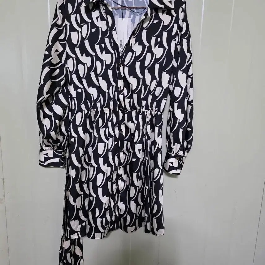 [BUNJANG] ZARA Black & White Pattern Shirt Dress / 자라 셔츠 원피스 블랙 화이트 패턴