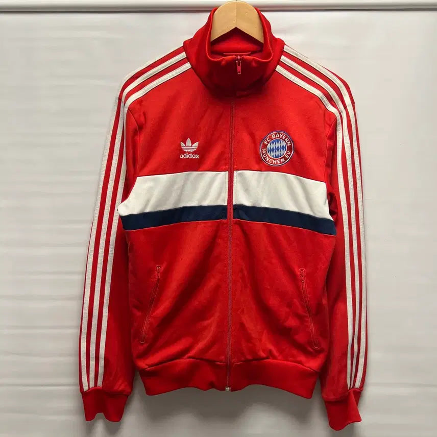 [BUNJANG] Adidas Bayern Munich Europa Red Track Top Jersey Size 100 / [정품/100] 아디다스 바이에른 뮌헨 유로파 레드 트랙탑 져지