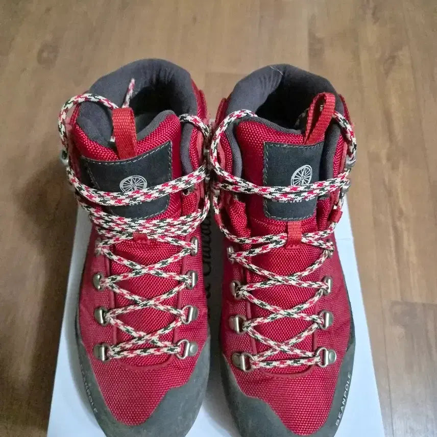 [BUNJANG] Beanpole Gore-Tex Hiking Boots / 빈폴 등산화 250