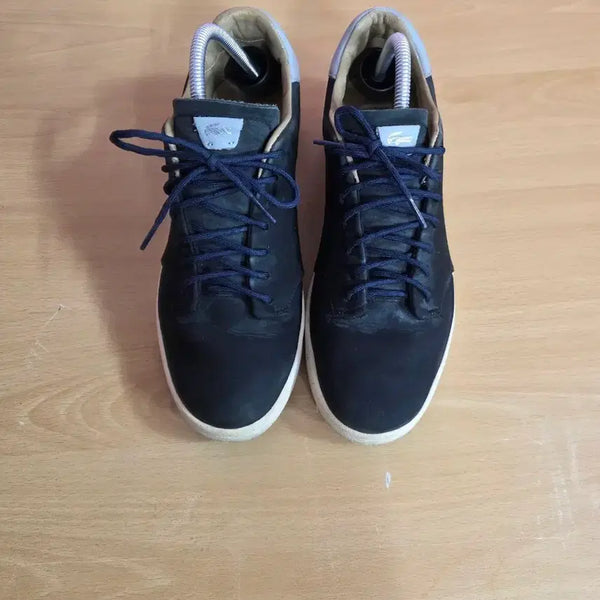[BUNJANG] Lacoste Black Sneakers Size 280 (43) / 라코스테 운동화 블랙  사이즈 280 (43)