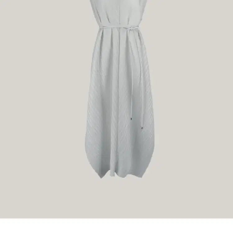[BUNJANG] Jade Mong Pleats Glow Herring Strap Sleeveless Maxi Dress (Silver) / 제이드몽플리츠 글로우 헤링 스트랩 나시 원피스 (실버, 맥시기장)
