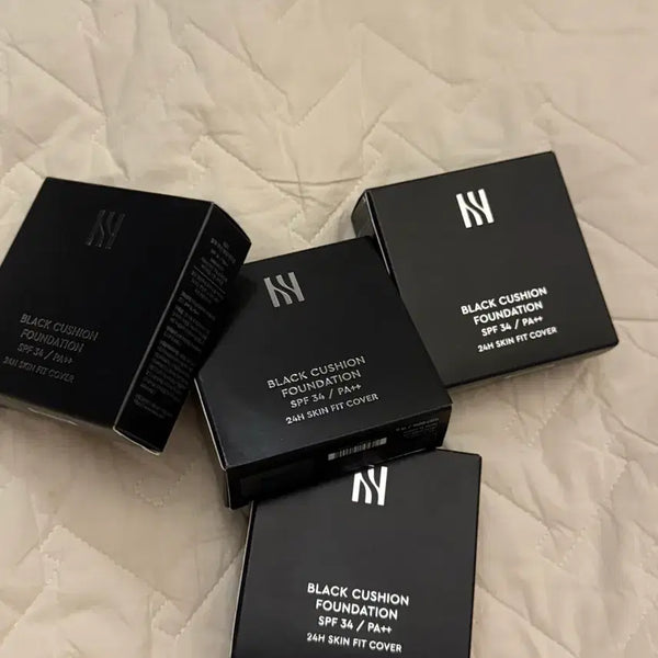 [BUNJANG] Hera Black Cushion 23N1 24H Skin Fit Cover SPF34 PA++ / 헤라 블랙쿠션 23N1 24H 스킨핏 커버 본품 새상품