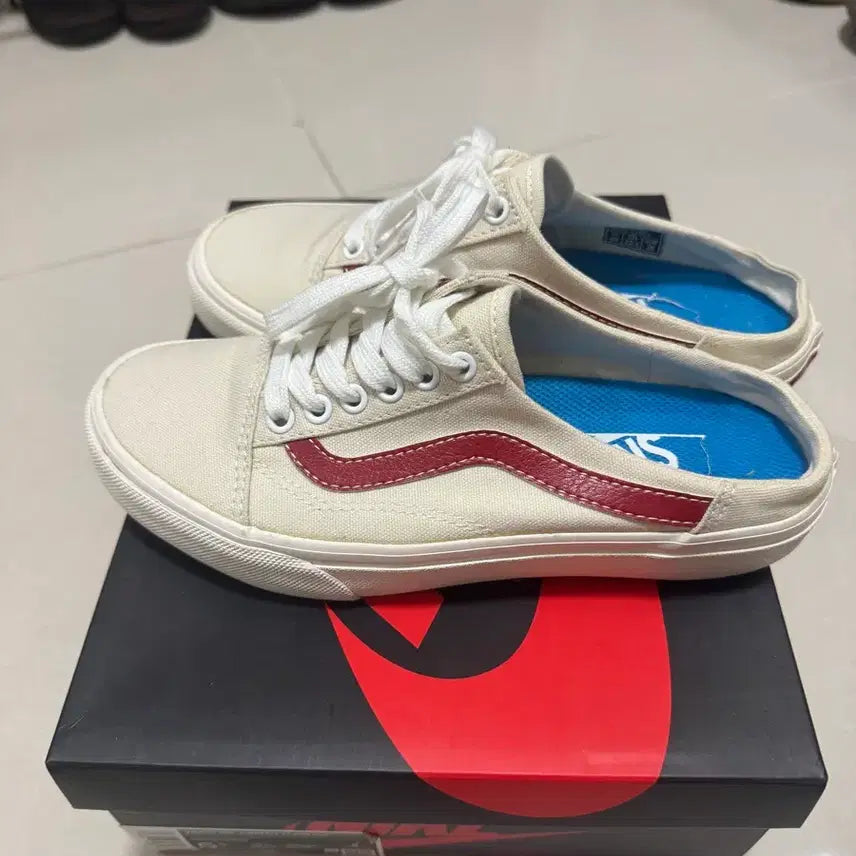 [BUNJANG] Vans Mule Canvas Shoes Beige/Burgundy Size 225 / 반스 뮬 캔버스 225