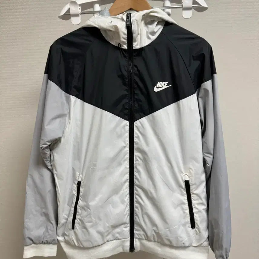 [BUNJANG] Nike Windbreaker Jacket (L) / 나이키 윈드브레이커 바람막이 자켓 L사이즈