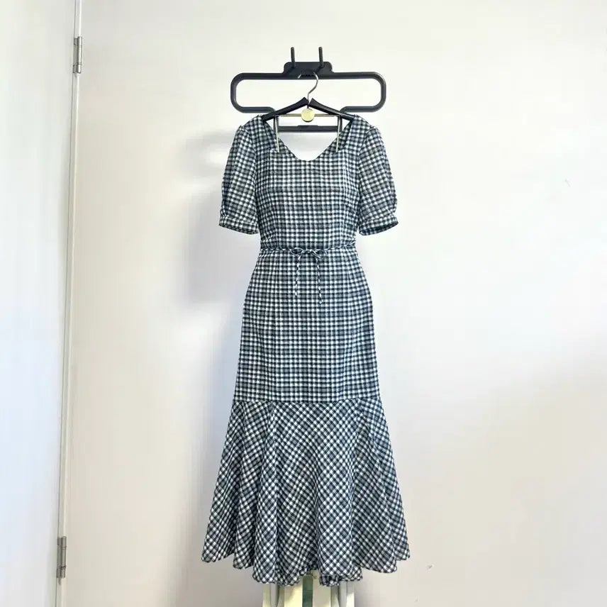 [BUNJANG] Sisley Square Neck Checked Midi Dress / 시슬리원피스