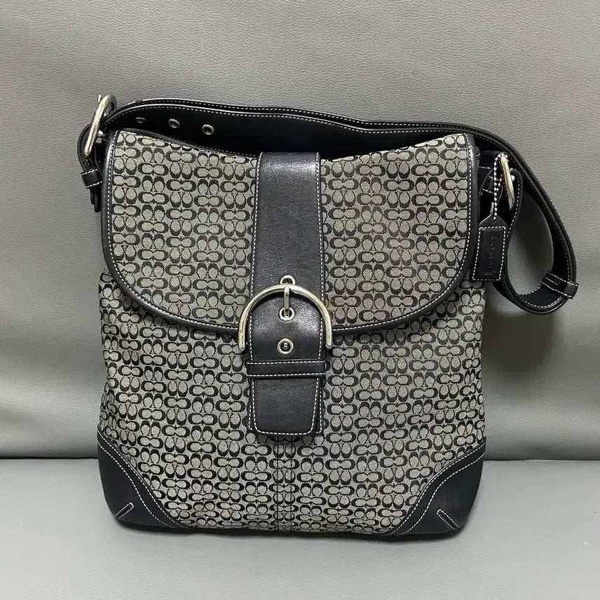 [BUNJANG] Coach Y2K Buckle Shoulder & Crossbody Bag / 코치 y2k 버클 숄더&크로스백