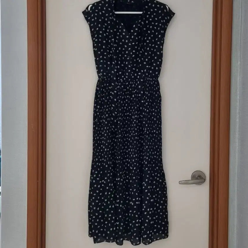 [BUNJANG] JJ JIGOTT Navy Pattern Pleated Long Dress / 지고트 패턴 원피스 90