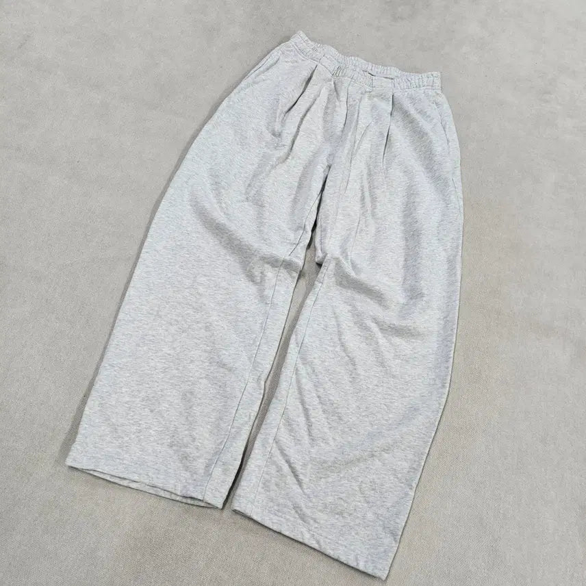[BUNJANG] Musinsa Standard Pin Tuck Wide Fit Training Pants / M 무신사스탠다드 핀턱 와이드 핏 트레이닝 팬츠 0724Y