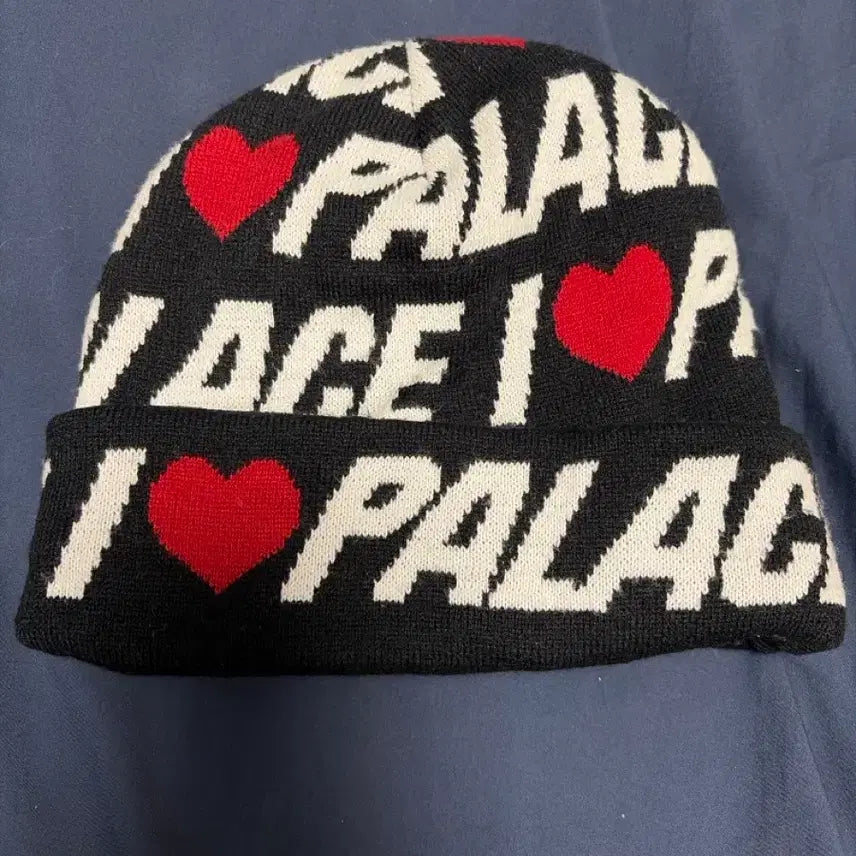 [BUNJANG] Palace Heart Logo Beanie Black / 팔라스 비니 블랙 하트 로고