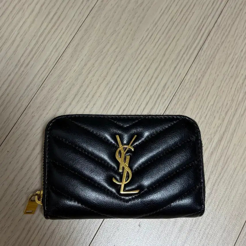 [BUNJANG] Saint Laurent Monogram Matelassé Card Holder Black / 전남친선물)생로랑 모노그램 마틀라세 카드지갑 블랙 금장