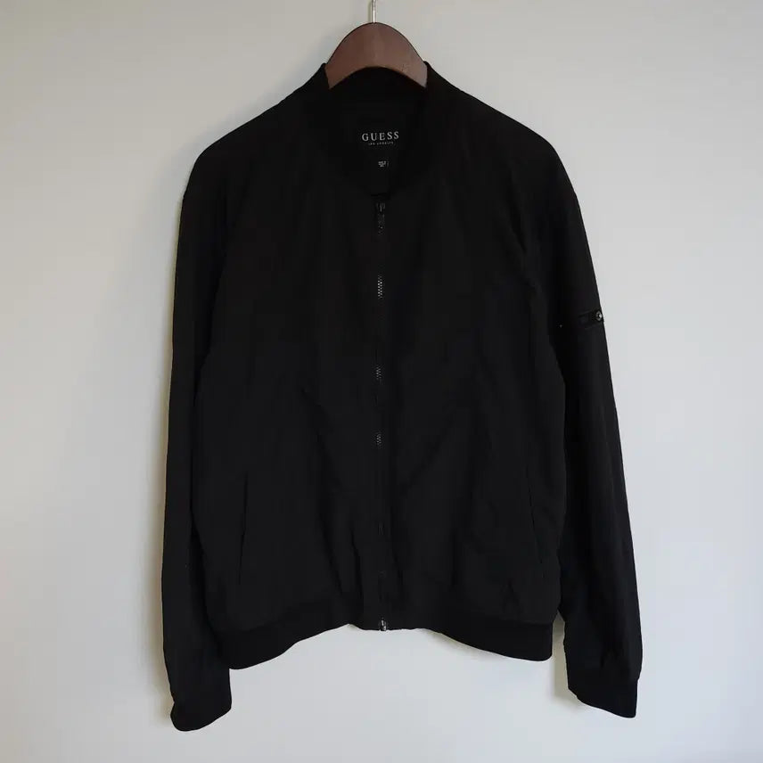 [BUNJANG] Guess Black Zip-Up Logo Nylon Jacket Men's Size 105 / 게스 블랙 남성 집업 로고 남자 나일론 자켓 G266
