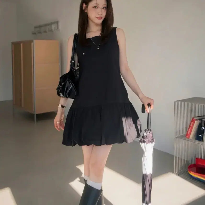 [BUNJANG] Lookast Rara Balloon Mini Dress Black / 룩캐스트 라라 벌룬 미니 드레스 블랙