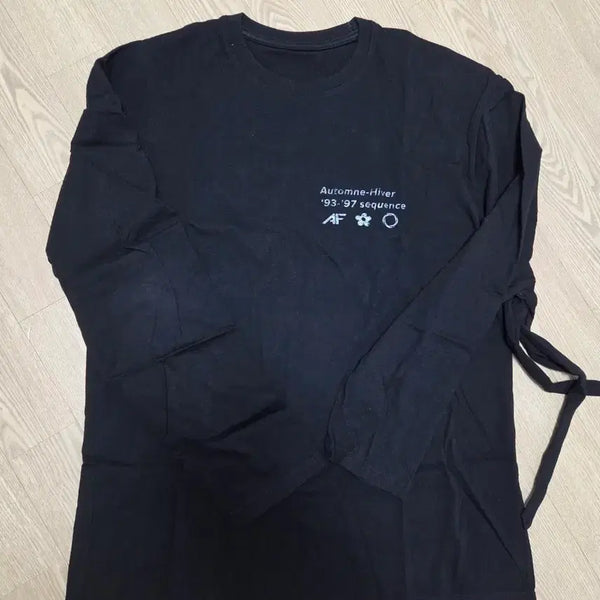 [BUNJANG] Altered Future STAFF Long Sleeve Size 2 / [판매] 얼터드퓨처 STAFF 롱승리브 2사이즈