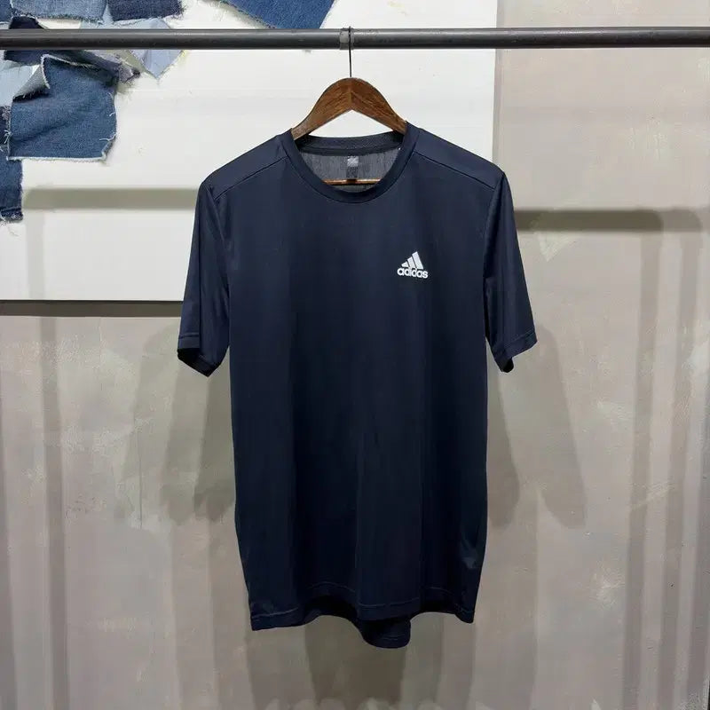 [BUNJANG] Adidas Functional Navy Short Sleeve T-Shirt / (100) 아디다스 기능성 네이비 반팔 티