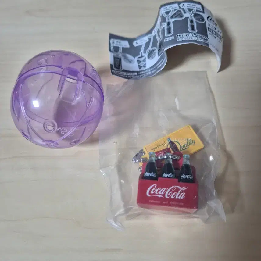 [BUNJANG] Coca-Cola Miniature 1950s Six-Pack Carrier Gacha Capsule Toy / 캡슐토이 가챠 코카콜라 미니어처 참3.1950s six-pack-carrier