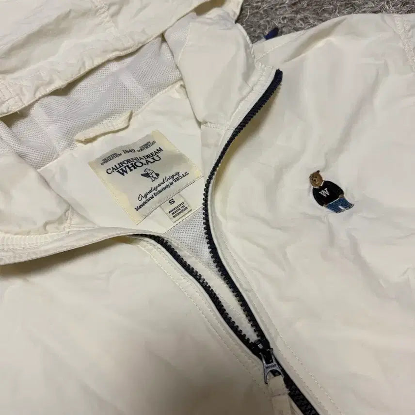 [BUNJANG] WHO.A.U Ivory Windbreaker Jacket / [S] WHO.A.U 후아유 아이보리 바람막이