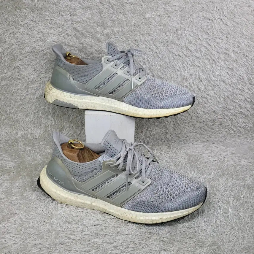 [BUNJANG] Adidas UltraBoost 1.0 Sneakers / 구제짱짱맨 275 아디다스 울트라부스트1. 0 스니커즈