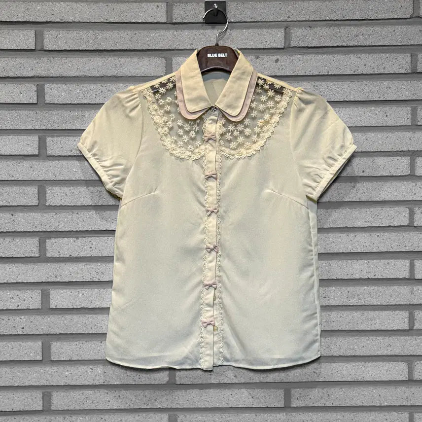 [BUNJANG] Vintage Beige See-through Rivet Button Detail Short Sleeve Shirt / JPN VINTAGE 반팔 셔츠 시스루 리벳 단추 디테일 베이지